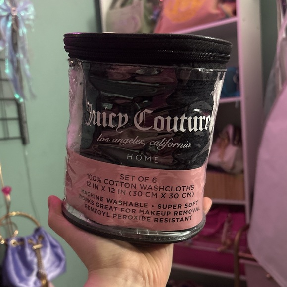Juicy Couture Other - Juicy Couture Cotton Washcloth Set